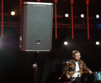 Our guide to the JBL PRX900 Series portable PA - Overview and Specs